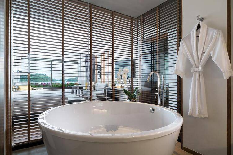 The Nai Harn (Ex. The Royal Phuket Yacht Club)