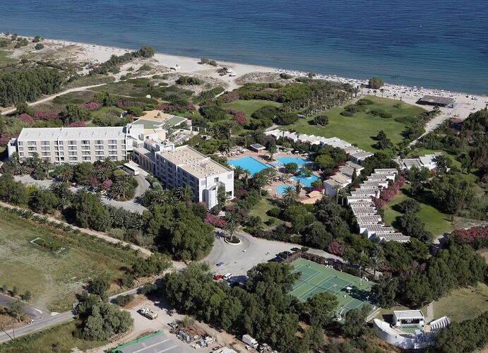 Caravia Beach Hotel & Bungalows