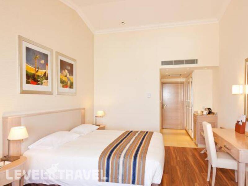 Фотография Olympic Lagoon Resort Paphos (Ex. Amathus Beach)
