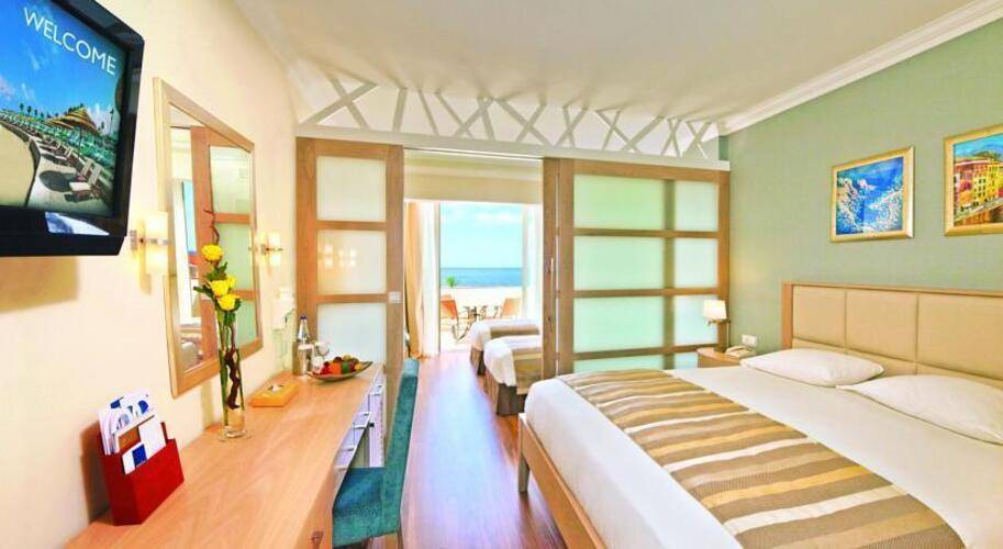 Olympic Lagoon Resort Paphos (Ex. Amathus Beach)