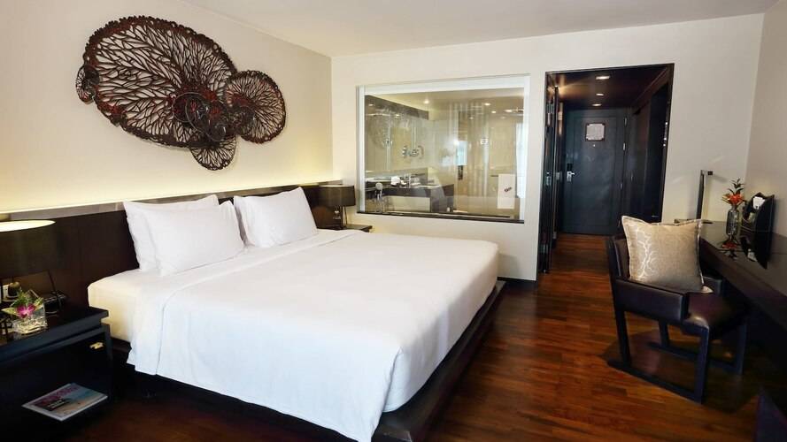 Le Meridien Phuket Beach Resort