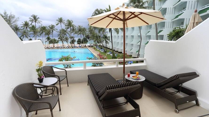 Le Meridien Phuket Beach Resort