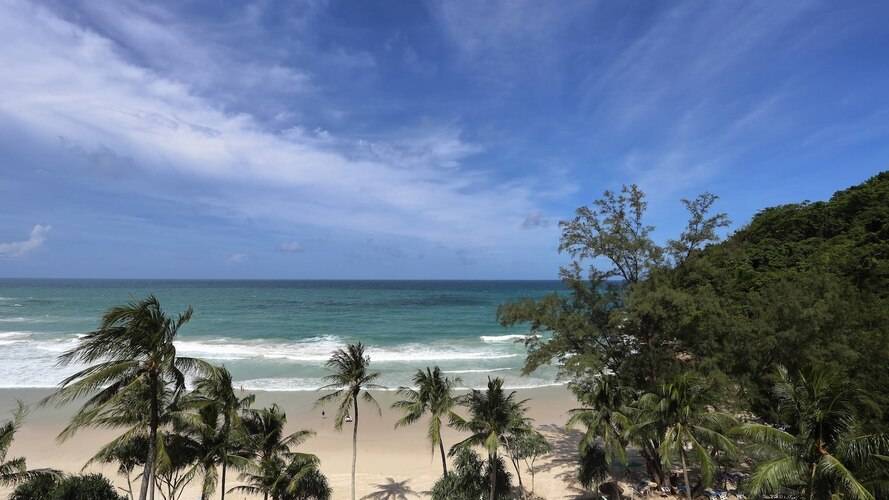 Le Meridien Phuket Beach Resort