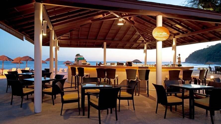 Le Meridien Phuket Beach Resort