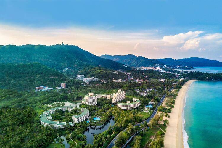 Pullman Phuket Arcadia Karon Beach Resort (Ex.Hilton Phuket Arcadia Resort & Spa)