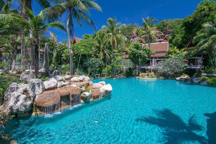 Thavorn Beach Village & Spa