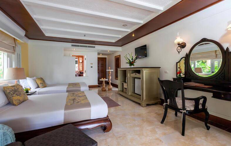 Thavorn Beach Village & Spa