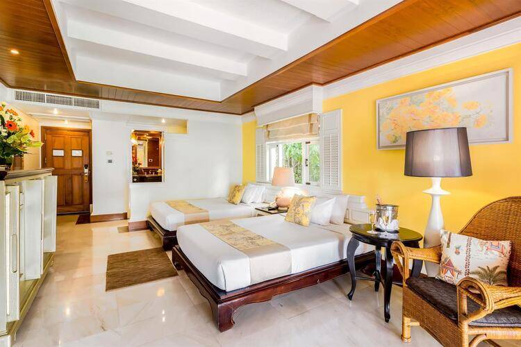 Thavorn Beach Village & Spa