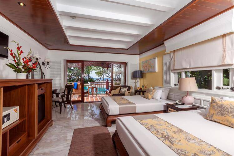 Thavorn Beach Village & Spa