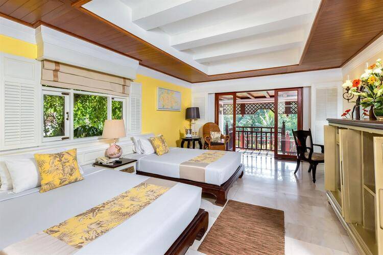 Thavorn Beach Village & Spa