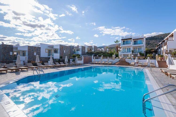 Alexander Beach Hotel & Village