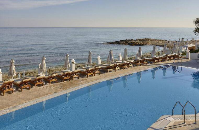 Alexander Beach Hotel & Village
