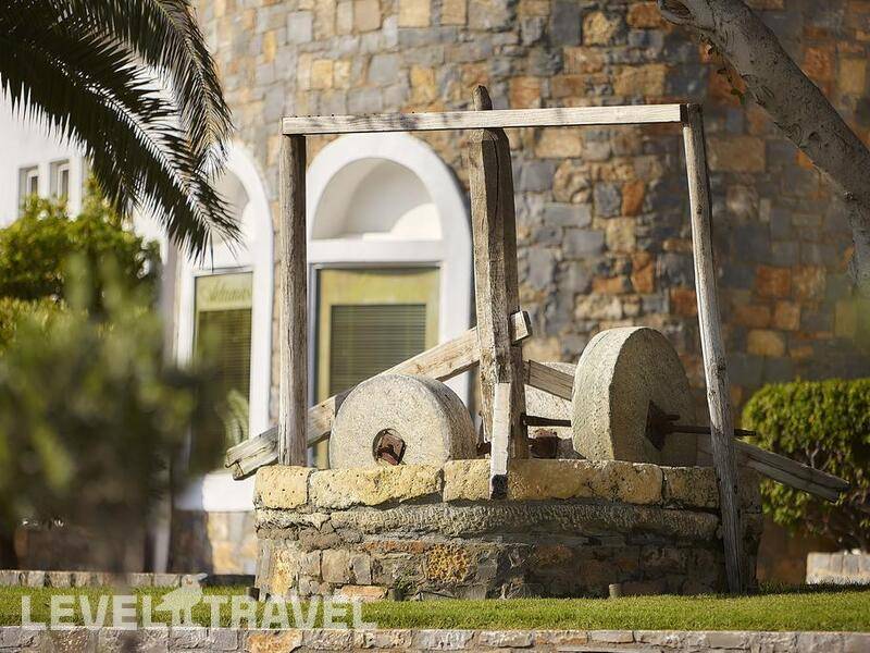 Фотография Alexander Beach Hotel & Village