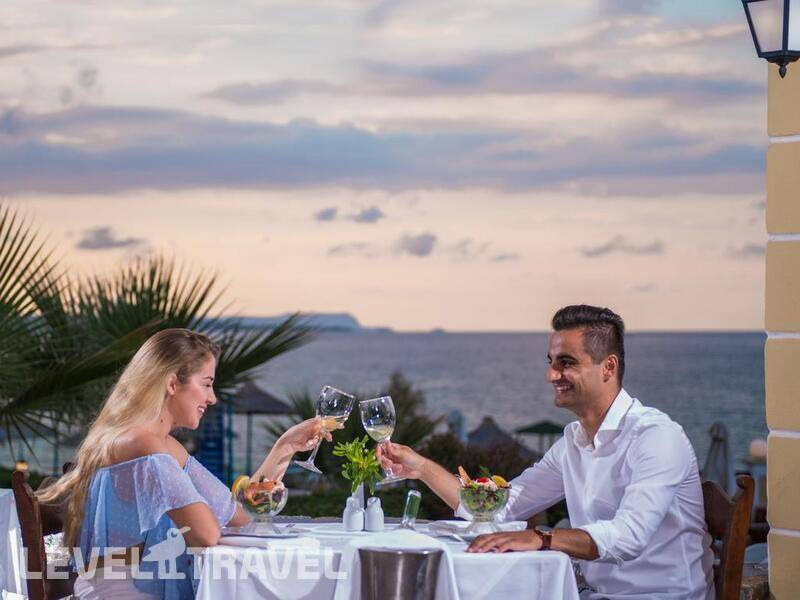 Фотография Alexander Beach Hotel & Village