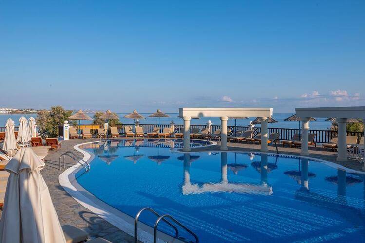 Alexander Beach Hotel & Village