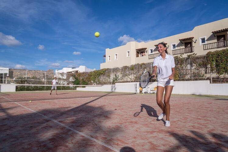 Alexander Beach Hotel & Village