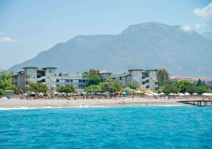 Taluyka Sunset Beach Hotel