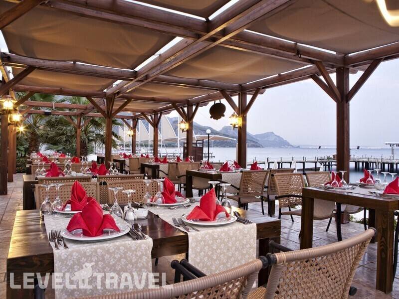 Фотография Crystal Flora Beach Resort