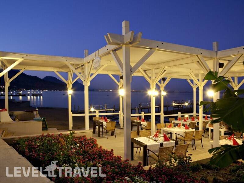 Фотография Crystal Flora Beach Resort