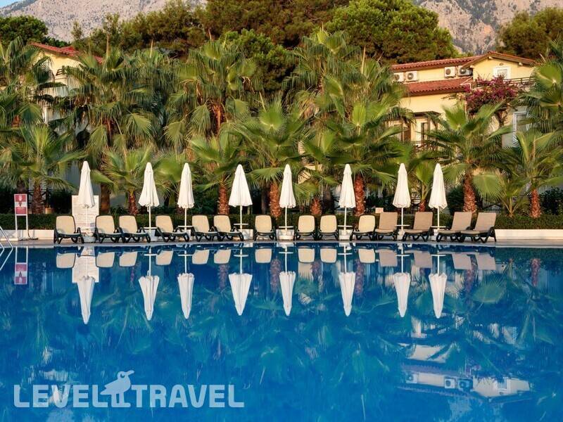 Фотография Crystal Flora Beach Resort