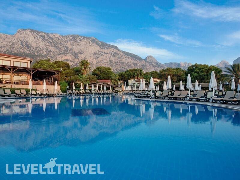 Фотография Crystal Flora Beach Resort