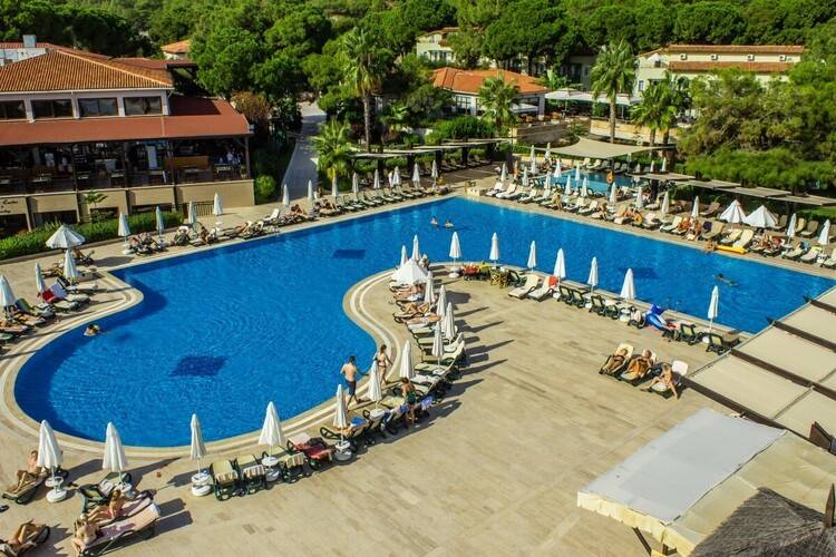 Crystal Flora Beach Resort