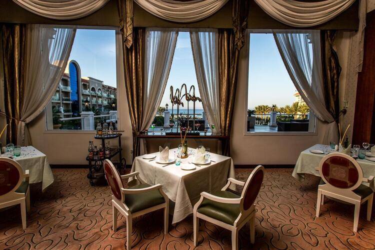 Premier Le Reve Hotel & Spa (Adults Only 16+)
