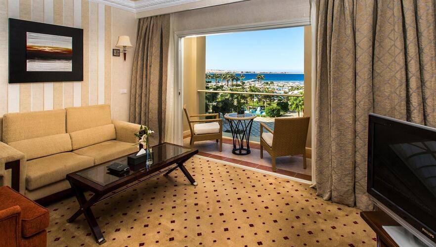 Premier Le Reve Hotel & Spa (Adults Only 16+)