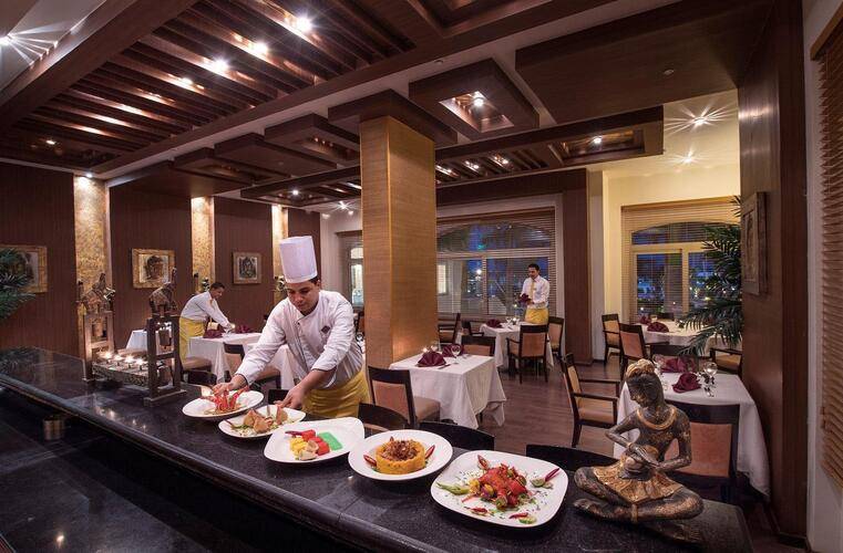 Premier Le Reve Hotel & Spa (Adults Only 16+)