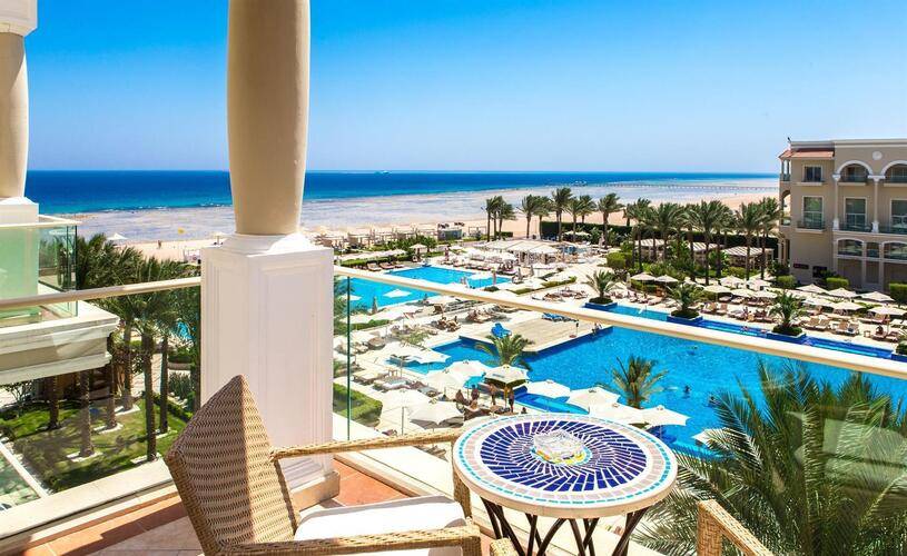 Premier Le Reve Hotel & Spa (Adults Only 16+)