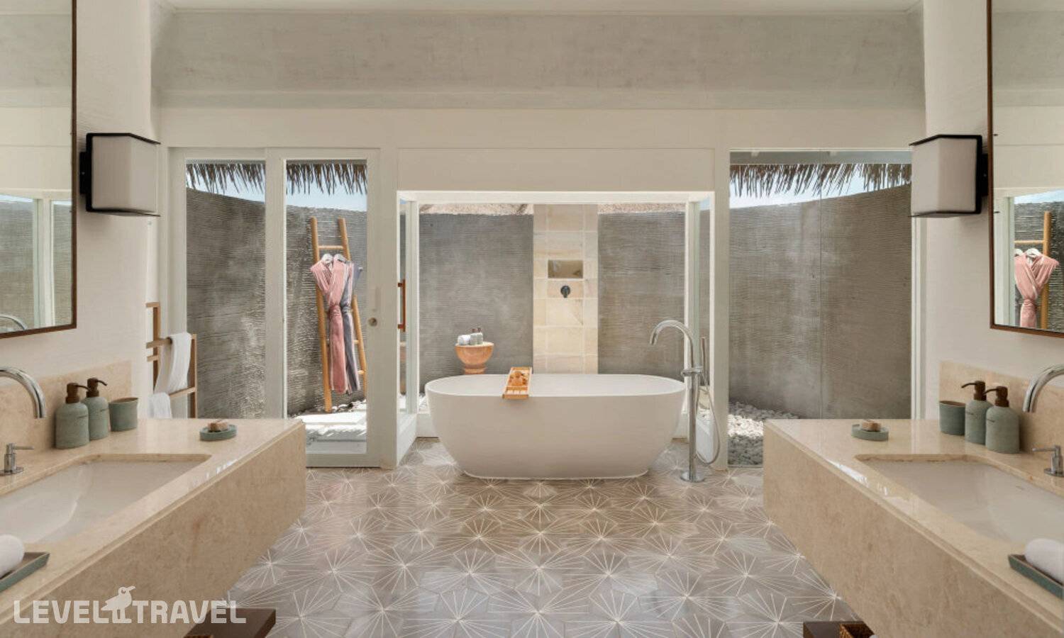 фотографии отеля Six Senses Kanuhura (Ex.Kanuhura Resort) в Мальдивы(Лавиани Атолл) - фото №22