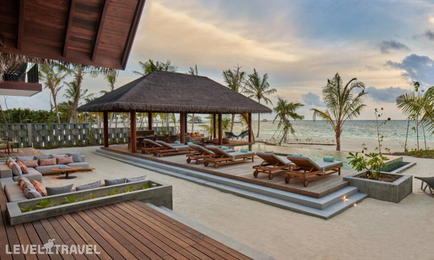 фотографии отеля Six Senses Kanuhura (Ex.Kanuhura Resort) в Мальдивы(Лавиани Атолл) - фото №12