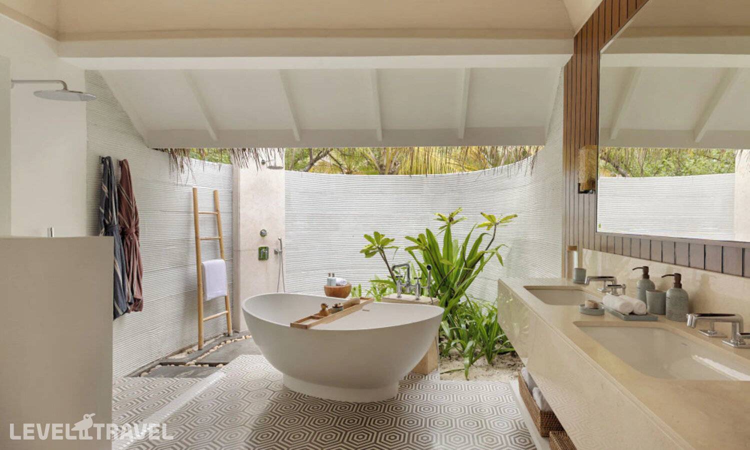 фотографии отеля Six Senses Kanuhura (Ex.Kanuhura Resort) в Мальдивы(Лавиани Атолл) - фото №37