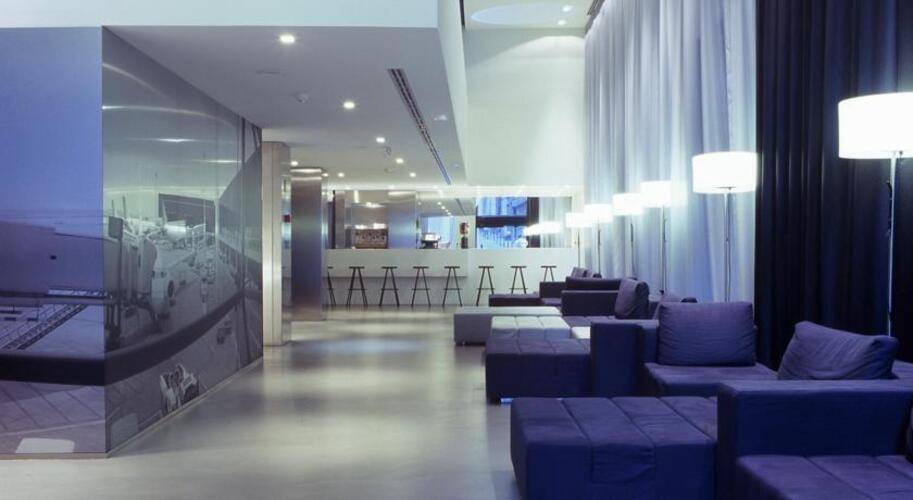 Catalonia Avinyo Hotel