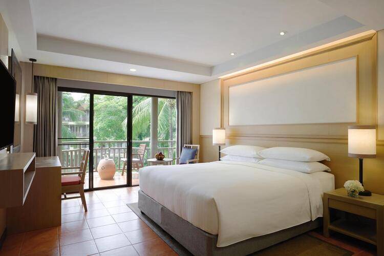 Phuket Marriott Resort & Spa Merlin Beach