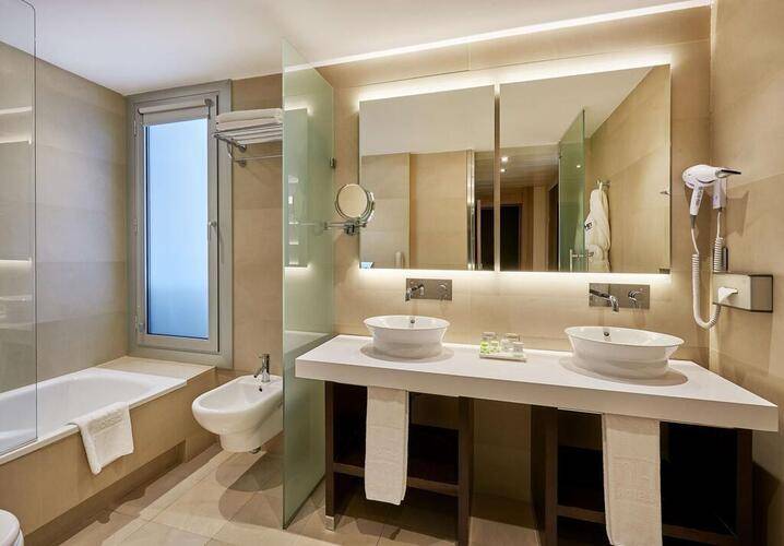 Nh Sants Barcelona Hotel — фото 38