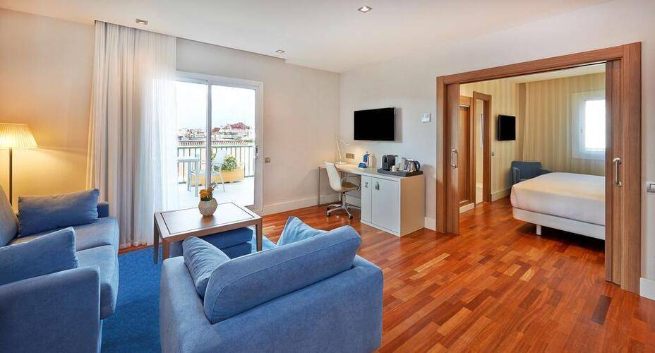 Nh Les Corts Hotel — фото 14