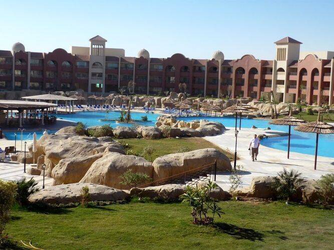 Tirana Aquapark Resort (Ex. Sunrise Tirana Aqua Park Resort)