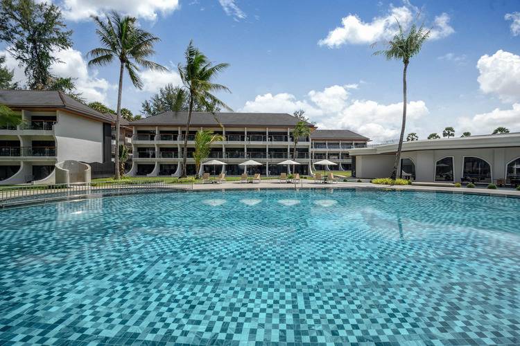 Amora Beach Resort