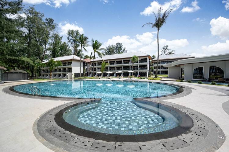 Amora Beach Resort