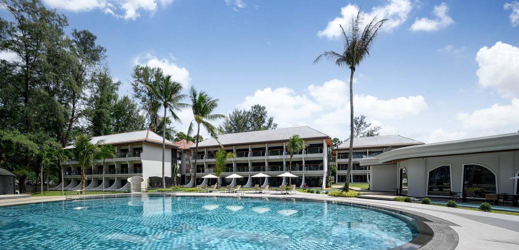 Amora Beach Resort