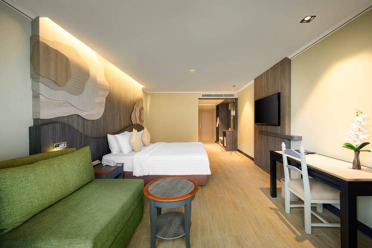 Amora Beach Resort