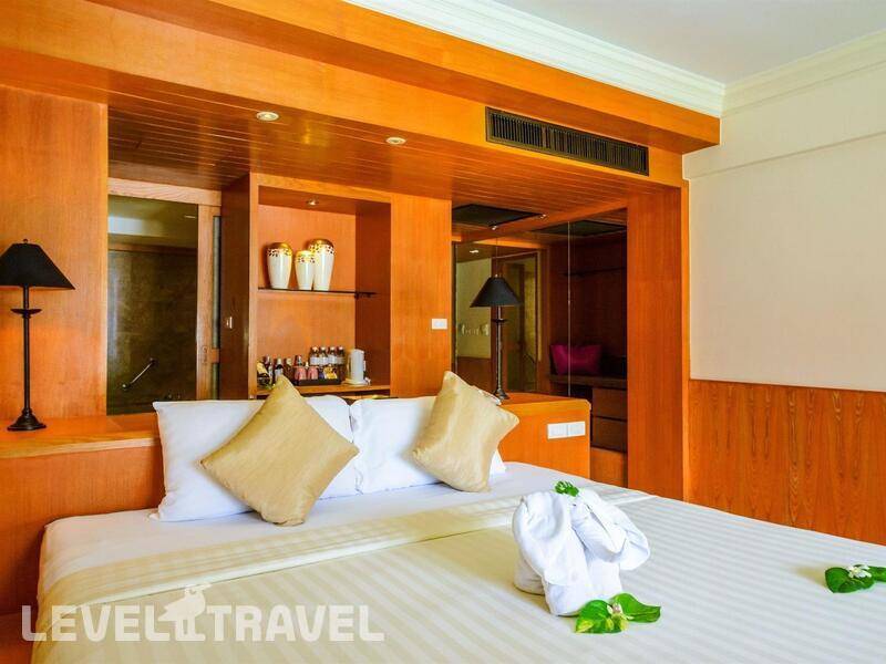Фотография Seaview Patong Hotel