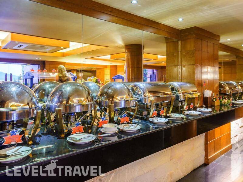 Фотография Seaview Patong Hotel