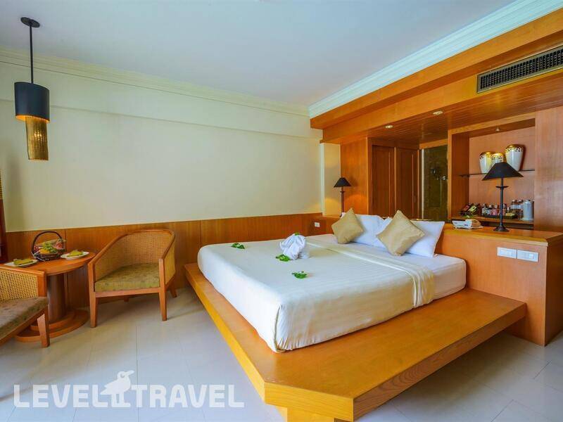 Фотография Seaview Patong Hotel