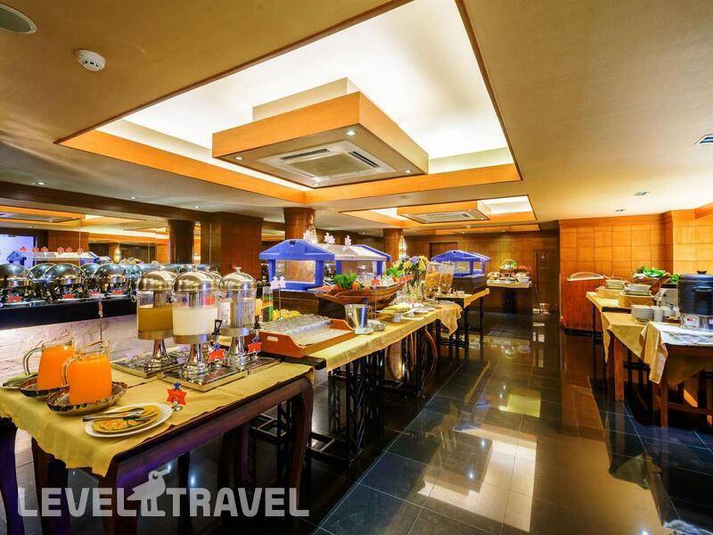 Фотография Seaview Patong Hotel