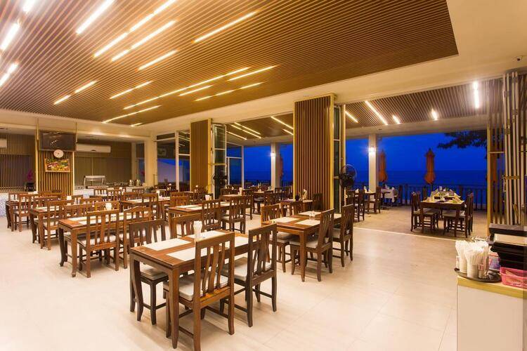 Chaweng Cove Beach Resort