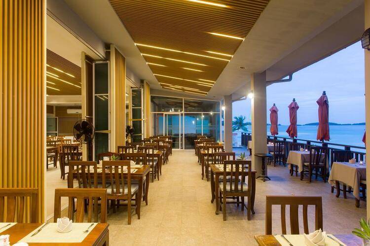 Chaweng Cove Beach Resort