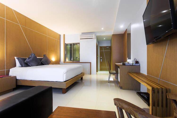 Chaweng Cove Beach Resort