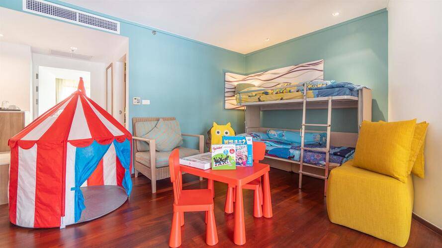 Radisson Resort & Suites Phuket (Ex. Swissotel Suites Phuket Kamala)